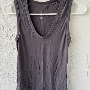A New Day Gray Fitted Sleeveless Tank Top